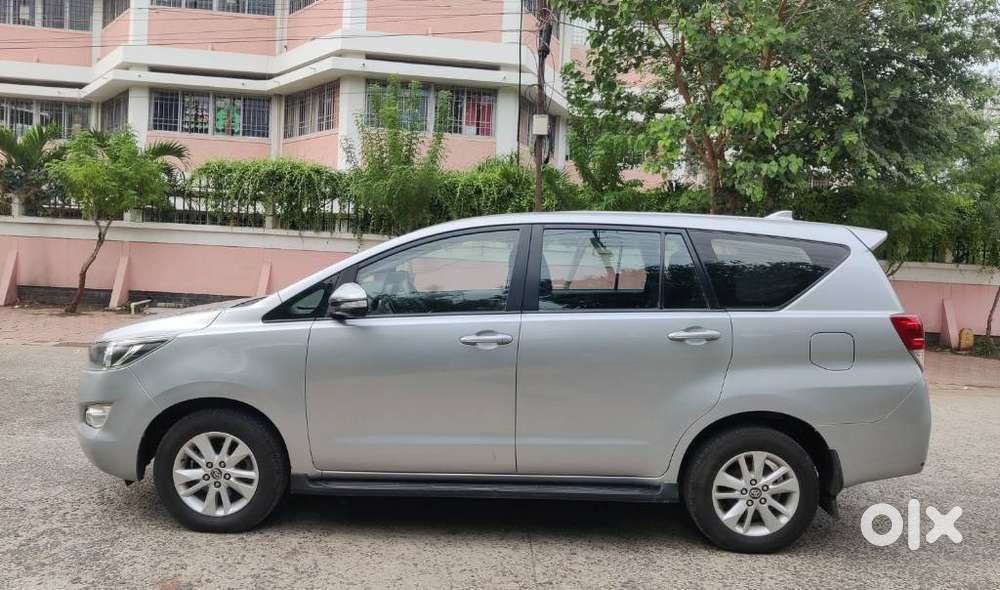 Toyota Innova Crysta 2.4 G Mt 7 Str, 2016, Diesel