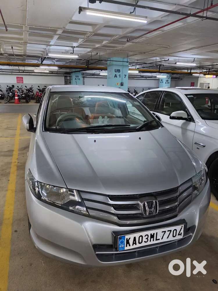 Honda City Petrol Manual 2009 104000 Km Driven