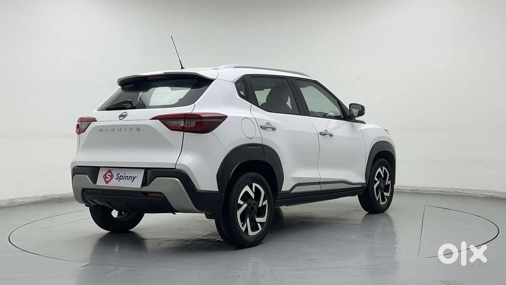Nissan Magnite 1.0 Xv, 2021, Petrol