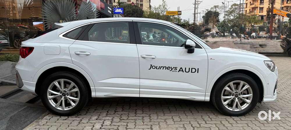 Audi Q3 Sportback Technology Plus S-line, 2025, Petrol