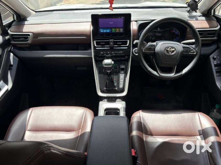 Toyota Innova Hycross 2.0 Vx Hybrid 7 Str, 2023, Cng & Hybrids