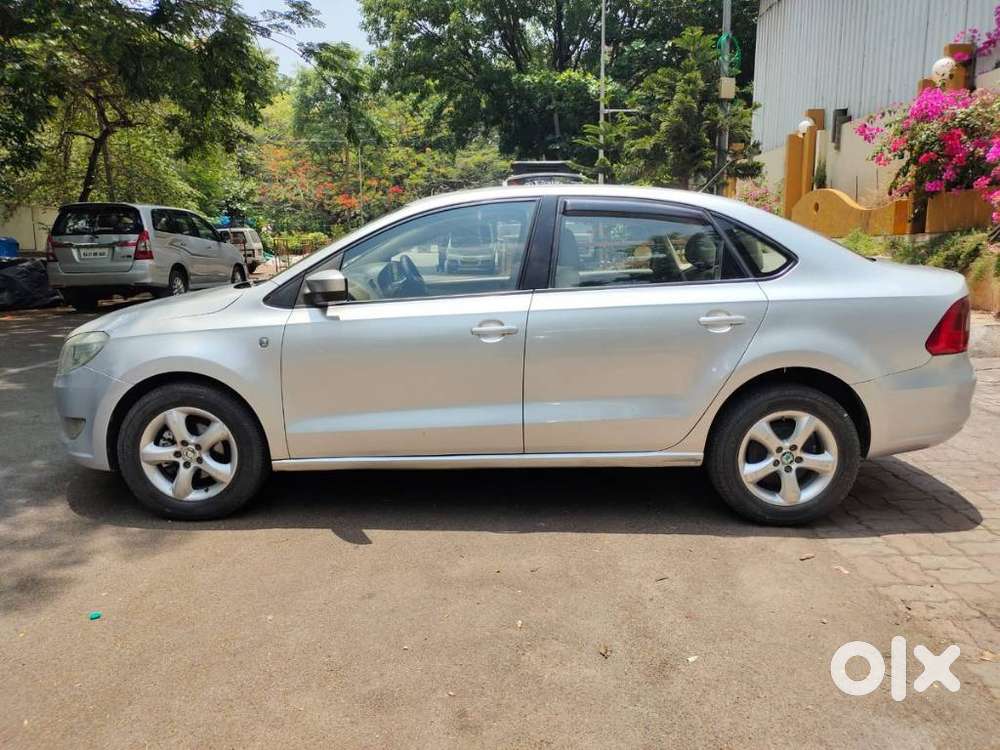 Skoda Rapid Elegance 1.6 Tdi Cr Manual, 2012, Diesel