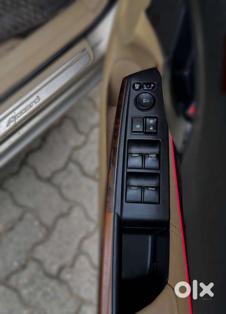 Honda Accord 2.4 Inspire Manual, 2011, Petrol
