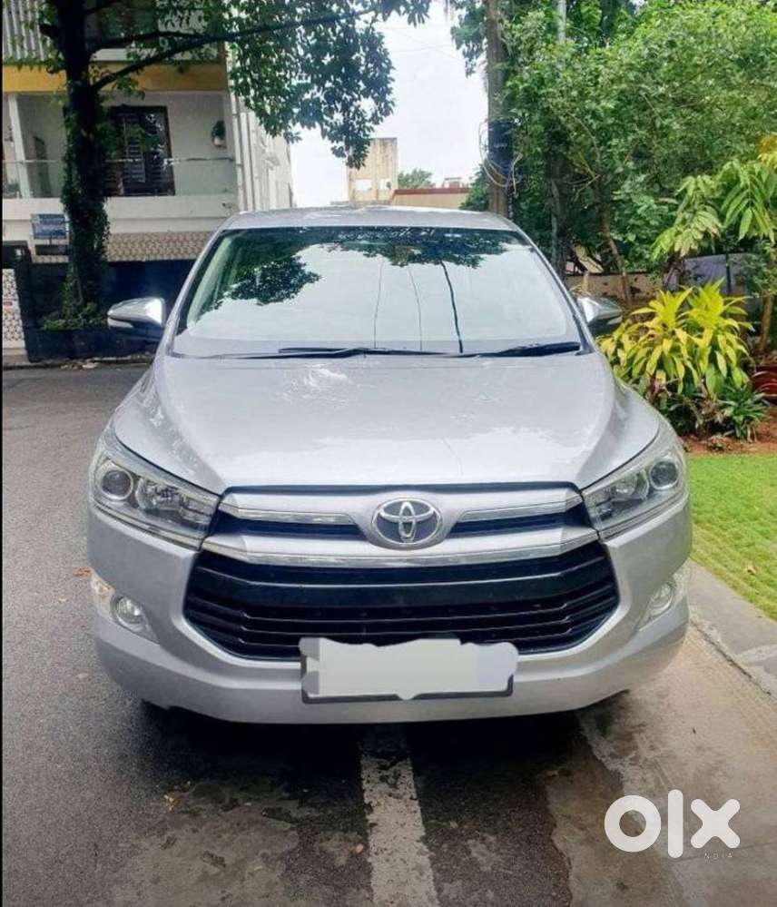 Toyota Innova Crysta 2.8z Automatic, 2017, Diesel