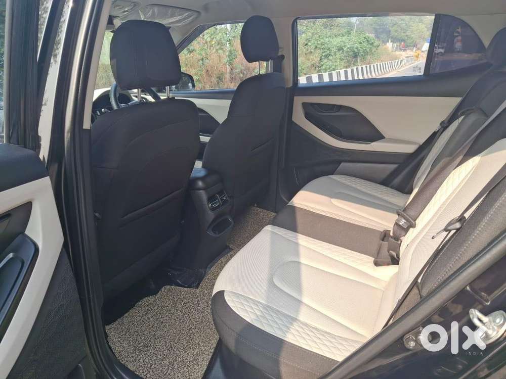 Hyundai Creta 1.6 Ex Petrol, 2023, Cng & Hybrids