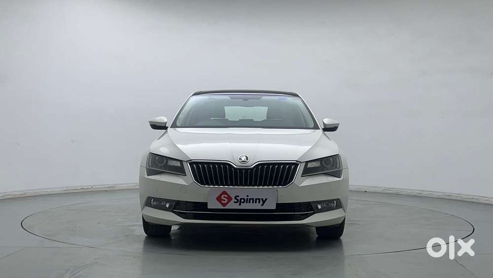 Skoda Superb [ ] 1.8 Style Tsi At, 2019, Petrol