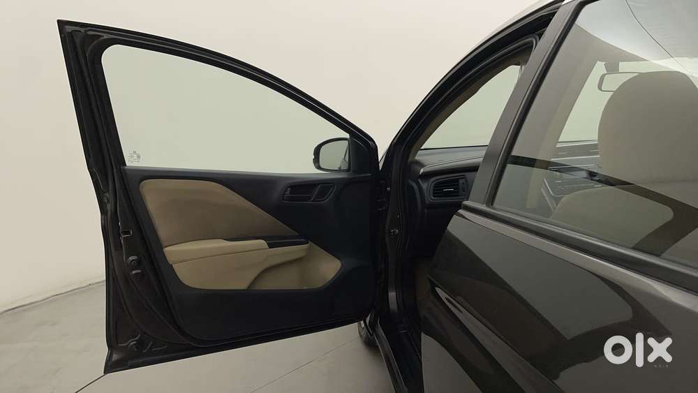 Honda City I-vtec Cvt Zx, 2016, Petrol