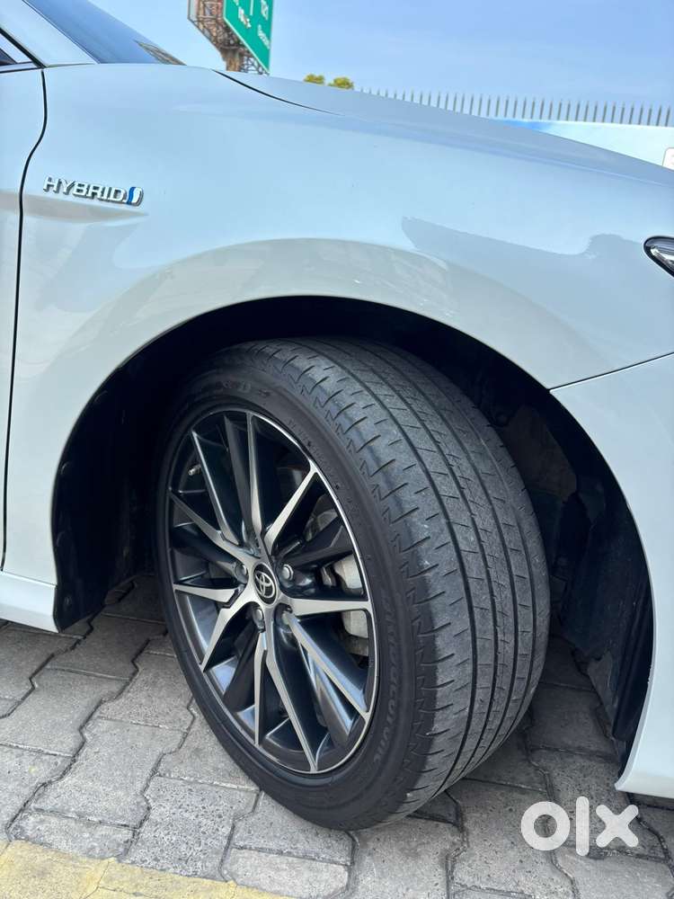 Toyota Camry 2.5 Hybrid, 2024, Petrol