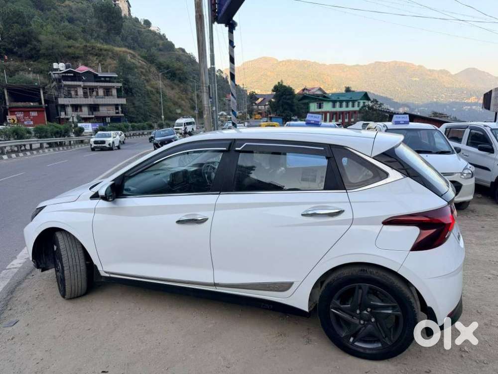 Hyundai I20 Sportz 1.2 Mt Dual Tone, 2021, Petrol