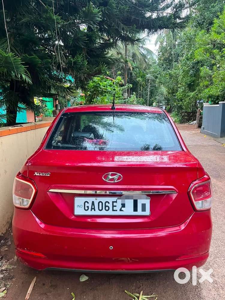 Hyundai Xcent Petrol Manual 2015
