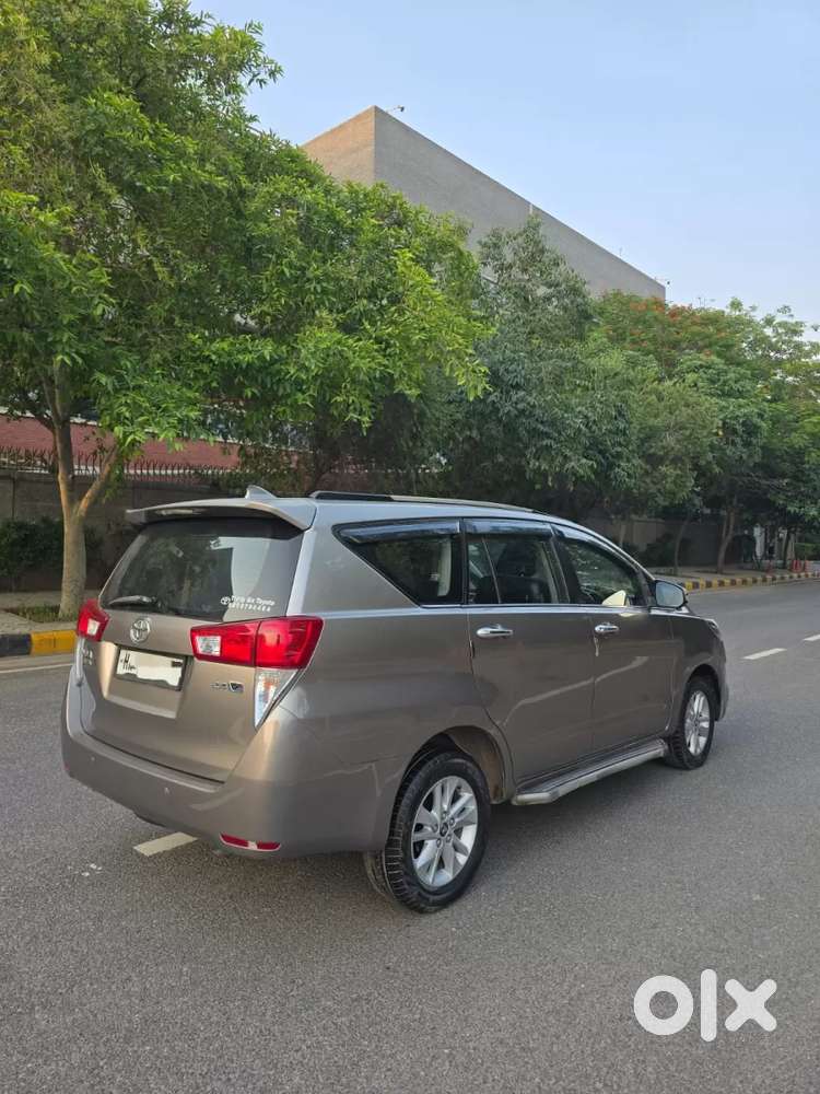 Toyota Innova Crysta [2020-ongoing] 2.4 Vx 7 Str, 2017, Diesel