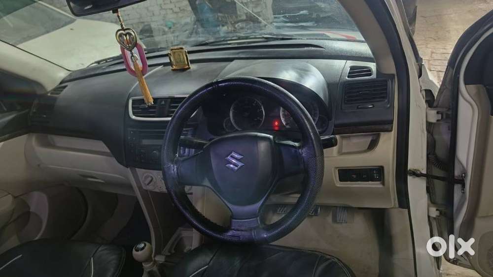 Maruti Suzuki Swift Dzire Vdi Bsiv, 2013, Diesel