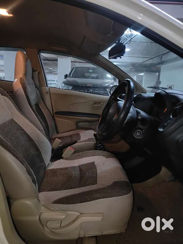 Honda Amaze Smt Diesel  Single Owner  Tafeta White