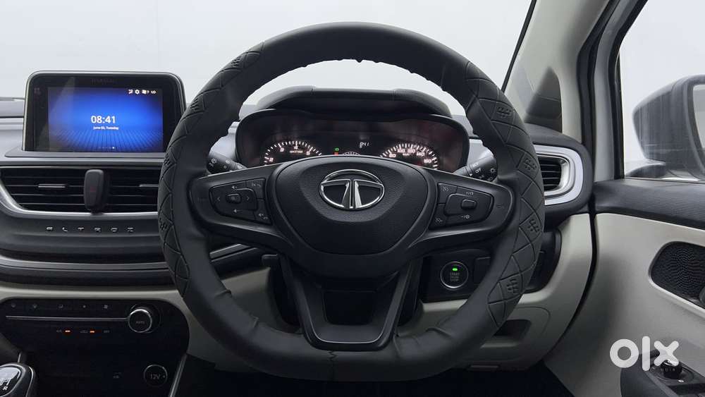 Tata Altroz Xz, 2022, Petrol