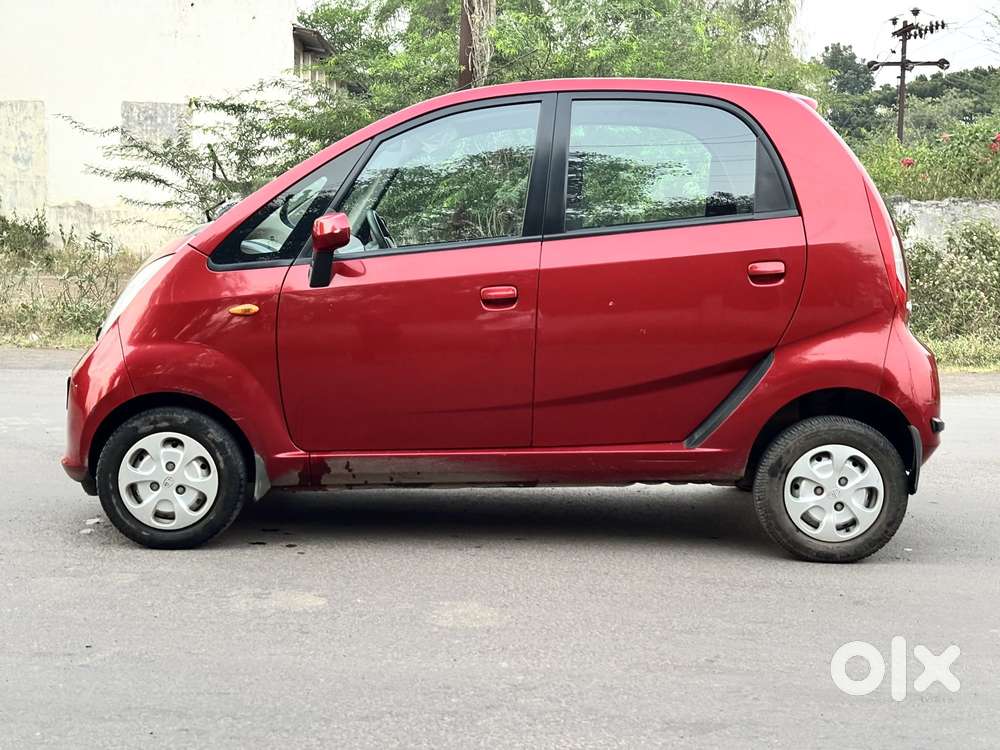 Tata Nano Genx Xta, 2015, Petrol