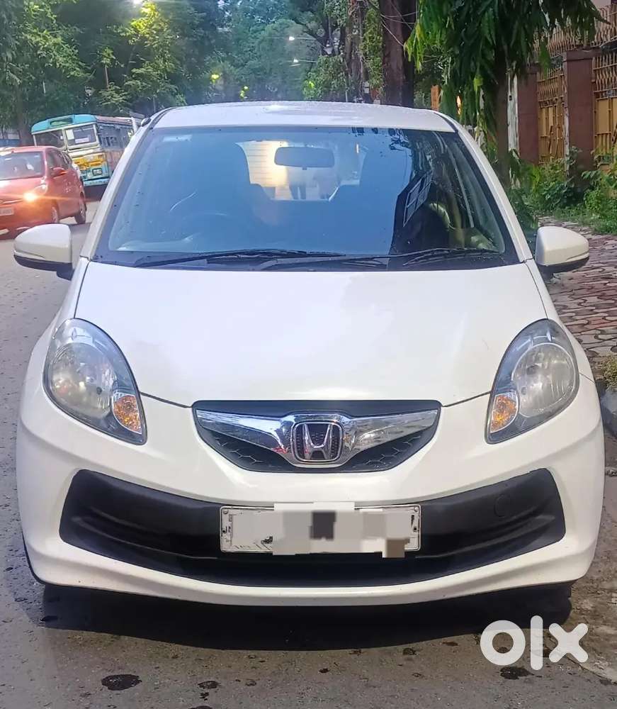 Honda Brio 2016