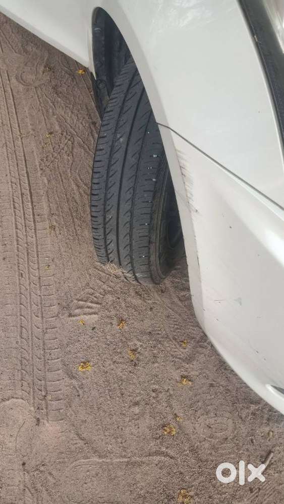 Maruti Suzuki Swift Dzire Vdi, 2015, Diesel
