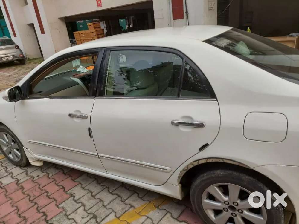 Toyota Corolla Altis 2011 Km Driven