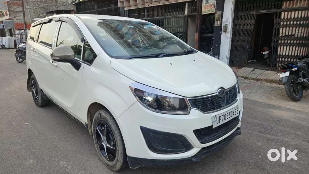 Mahindra Marazzo M4, 2019, Diesel