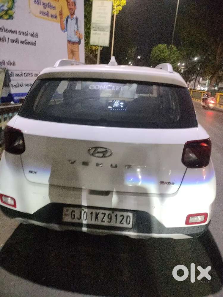Hyundai Venue 2020 Petrol 36500 Km Driven A One Condition