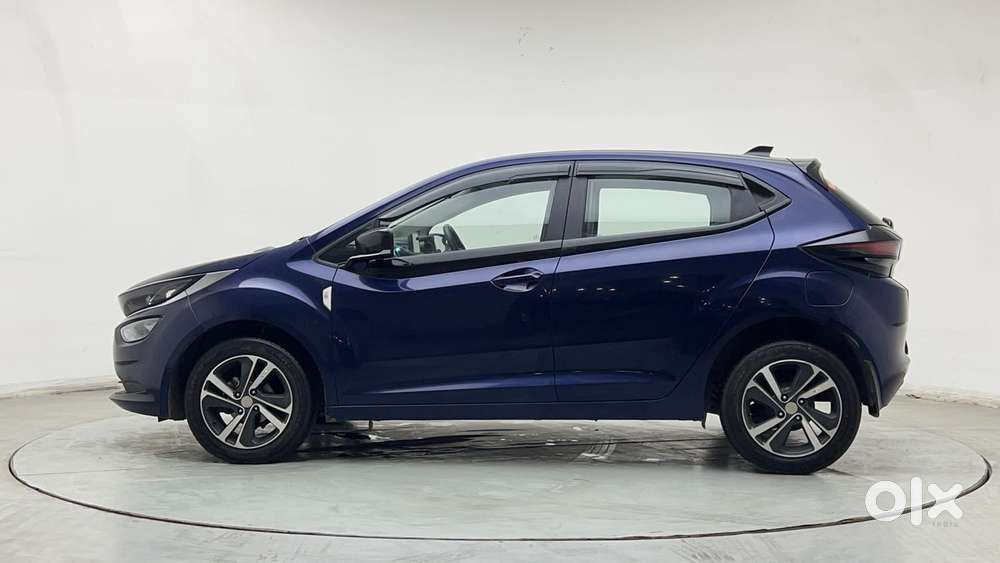 Tata Altroz Xz Plus (s), 2023, Petrol