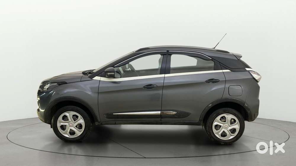 Tata Nexon 1.5 Revotorq Xma Amt (s), 2022, Petrol