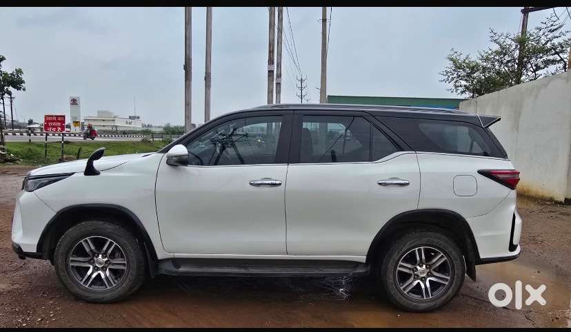 Toyota Fortuner Legender 2019