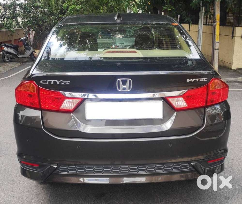 Honda City V Mt Exclusive, 2022, Petrol
