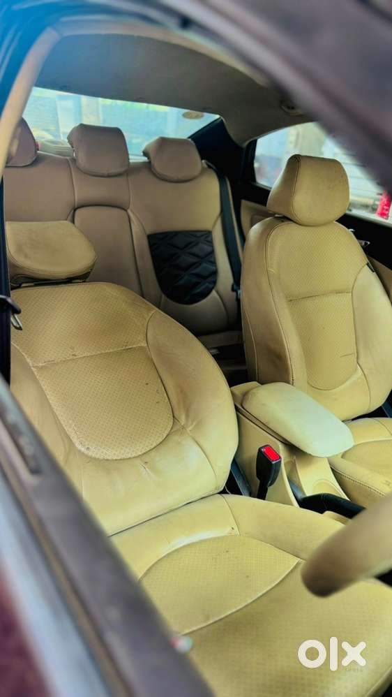 Hyundai Automatic Petrol 2011