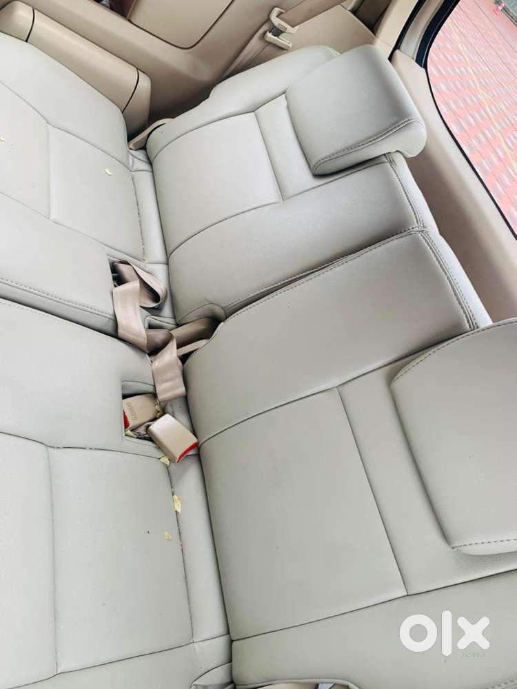 Toyota Innova 2007 Diesel 180000 Km Driven