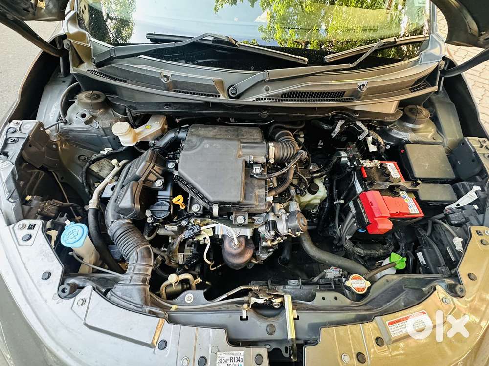 Maruti Suzuki Swift Zxi Plus Amt Dual Tone, 2025, Petrol