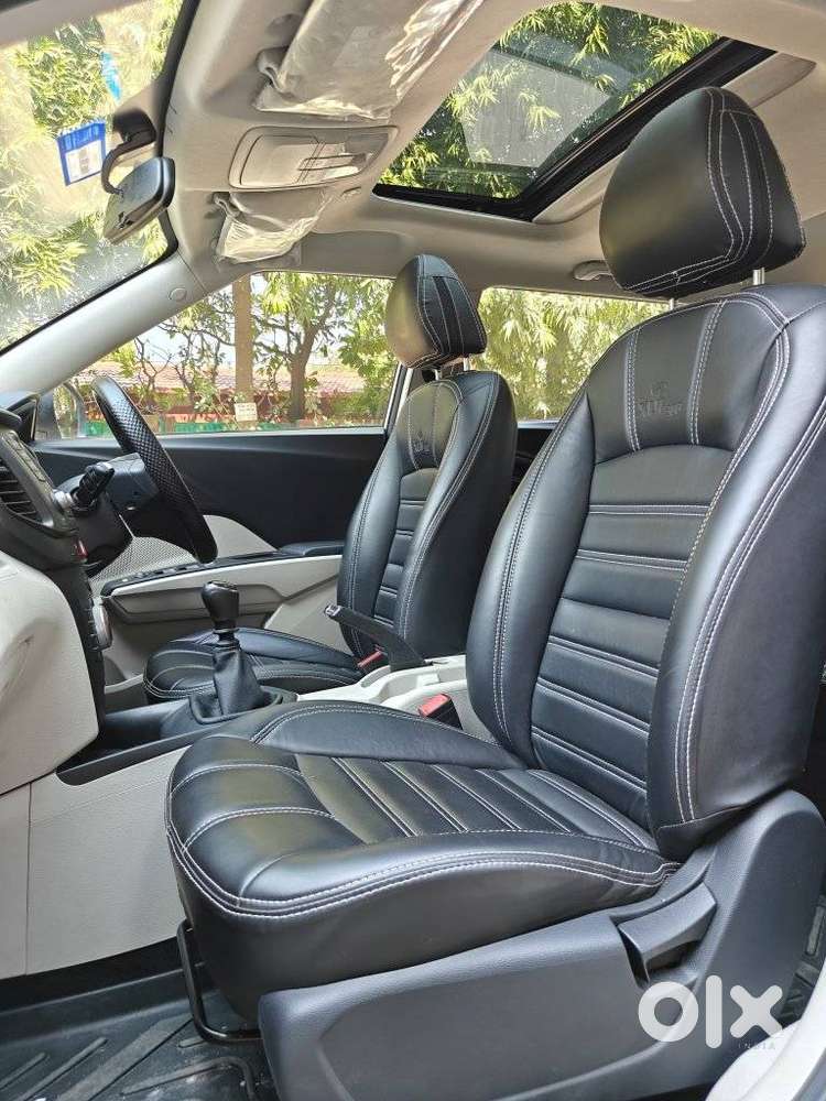 Mahindra Xuv300 W6, 2023, Petrol