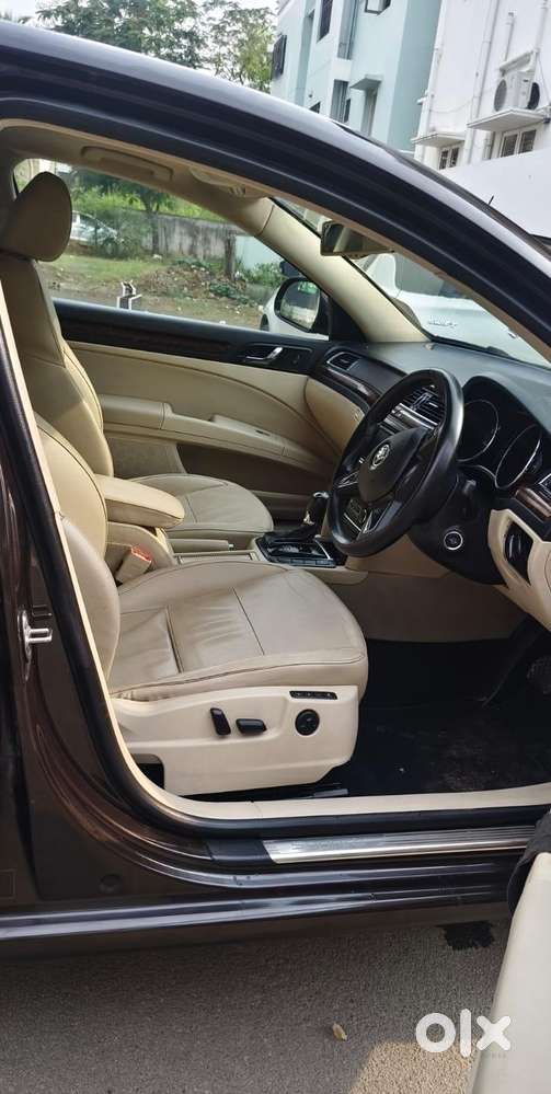 Skoda Superb 1.8 Elegance Tsi At, 2015, Petrol