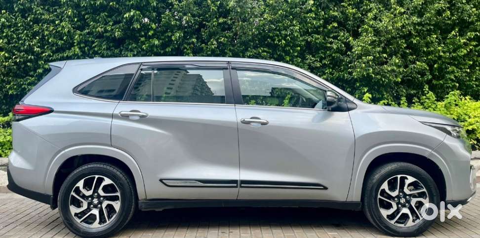 Maruti Suzuki Invicto Zeta Plus 7str, 2023, Petrol