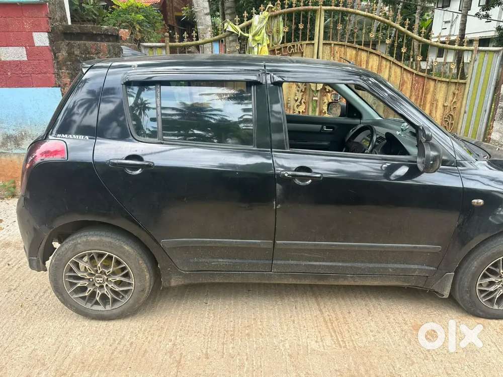 Maruti Suzuki Swift Zxi Top End 2005