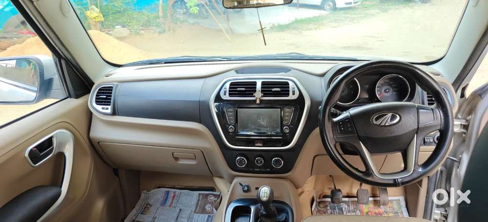 Mahindra Tuv 300 T10, 2018, Diesel