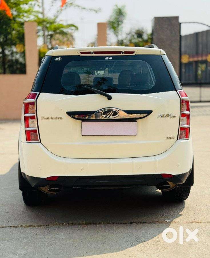 Mahindra Xuv500 2.2 W10 Sportz Edition Mt, 2016, Diesel