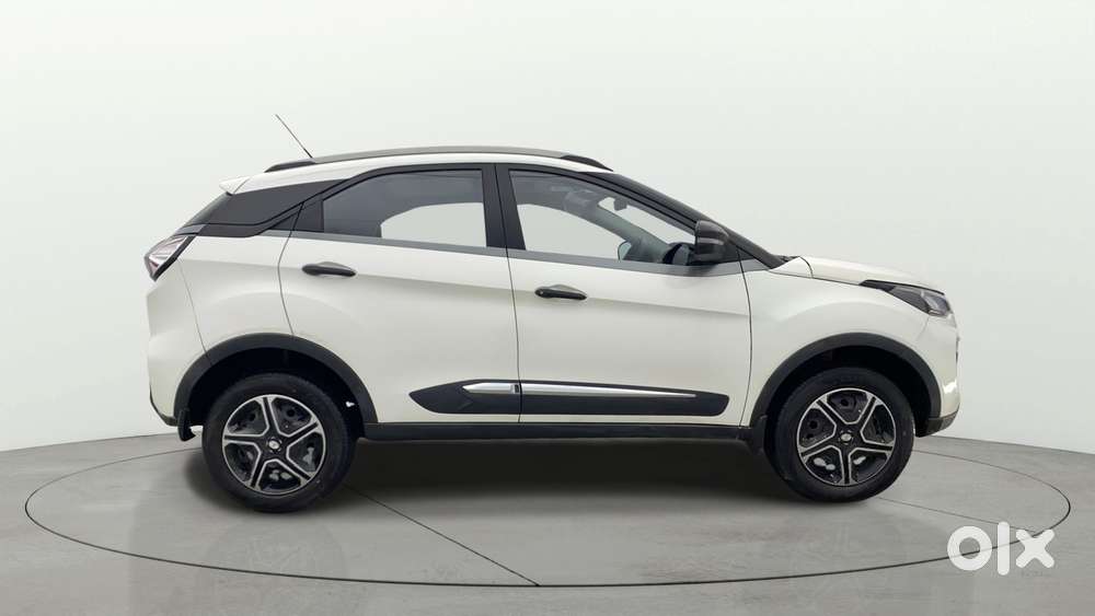 Tata Nexon 1.2 Revotron Xm (s), 2020, Petrol