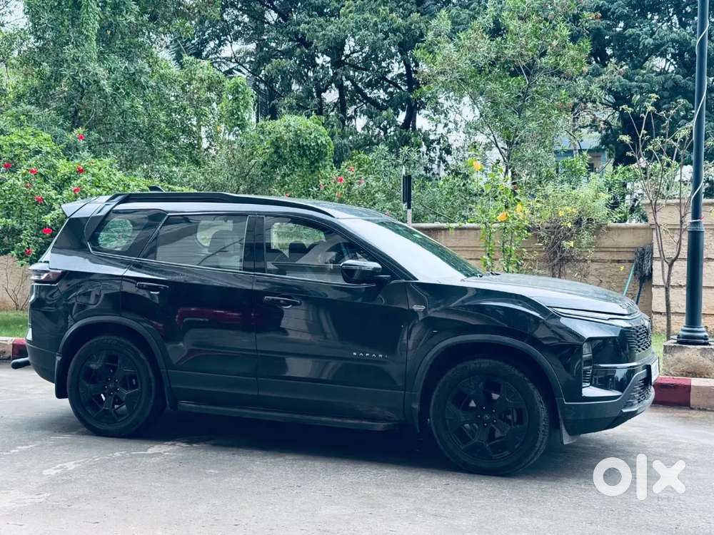Tata Safari Dark 2024 Edition