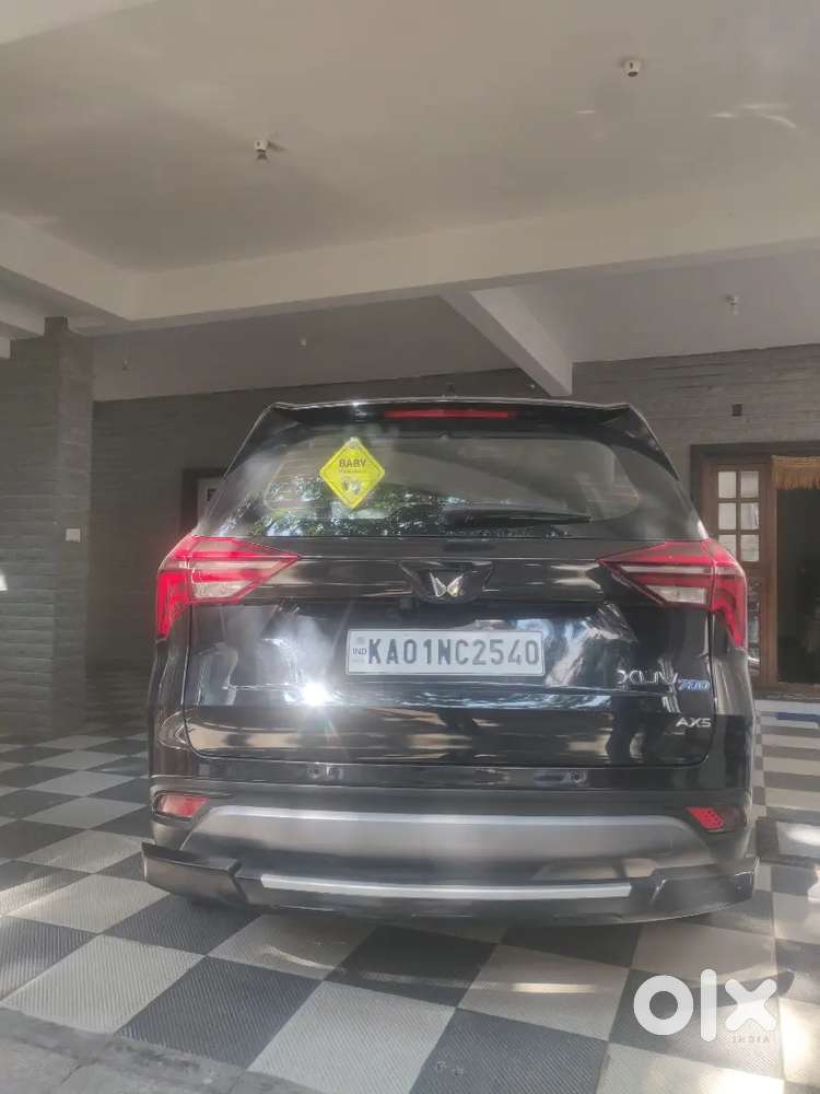 Mahindra Xuv700 Ax5 Petrol At  2024 Model 10k Km Excellent Condition