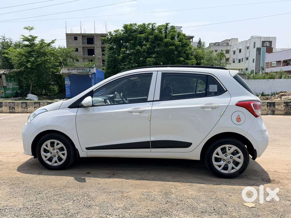 Hyundai Grand I10 1.2 Crdi Sportz, 2017, Petrol