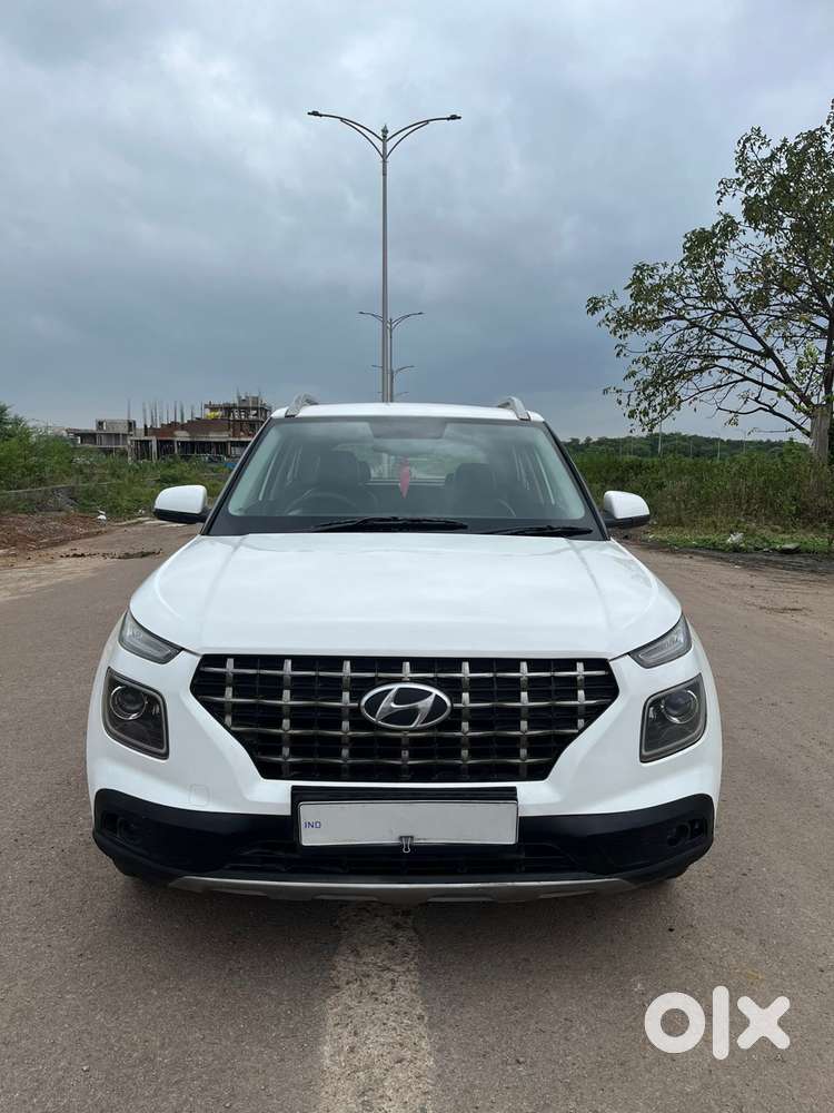 Hyundai Venue 1.0 Sx (o) Turbo Dct, 2019, Petrol