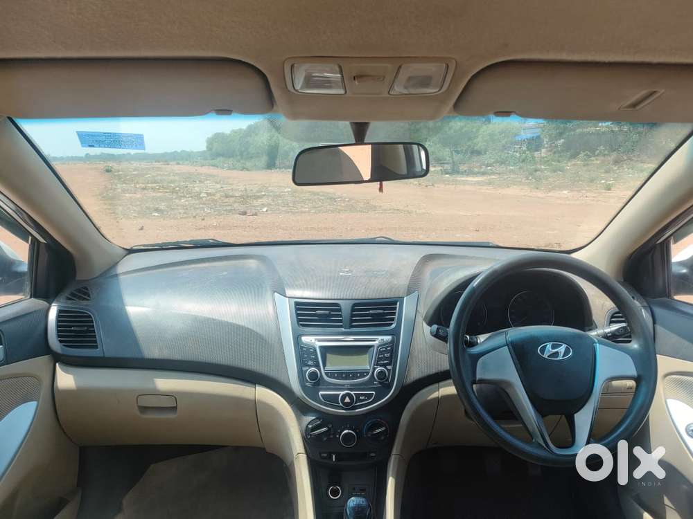 Hyundai Verna 1.5 Sx Vtvt, 2013, Petrol