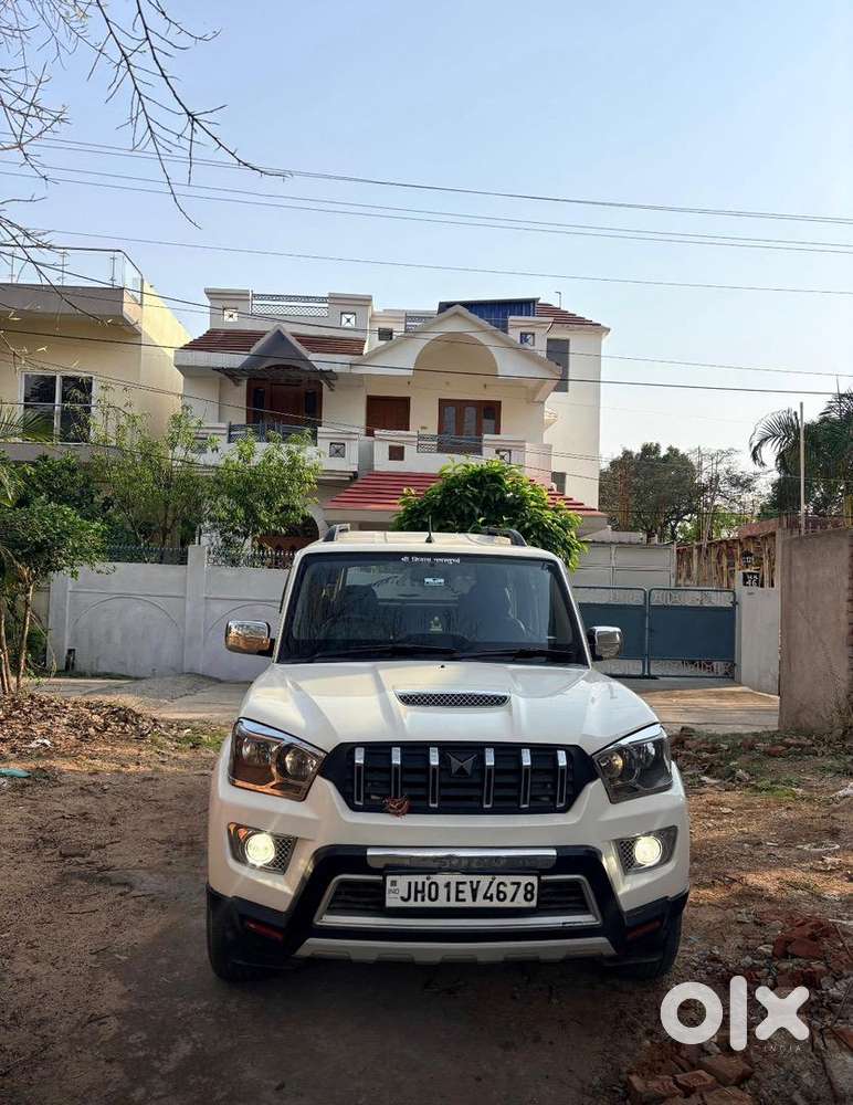 Mahindra Scorpio 2022 Diesel Well Maintained
