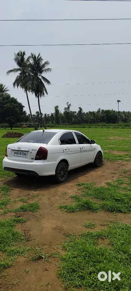 Hyundai Verna 2010