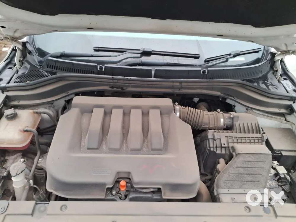 Mahindra Xuv700 2.0 Ax 7 Petrol 2024