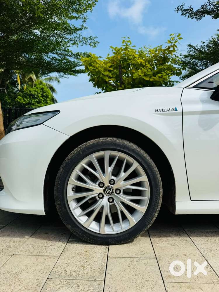 Toyota Camry 2.5 Hybrid, 2021, Petrol