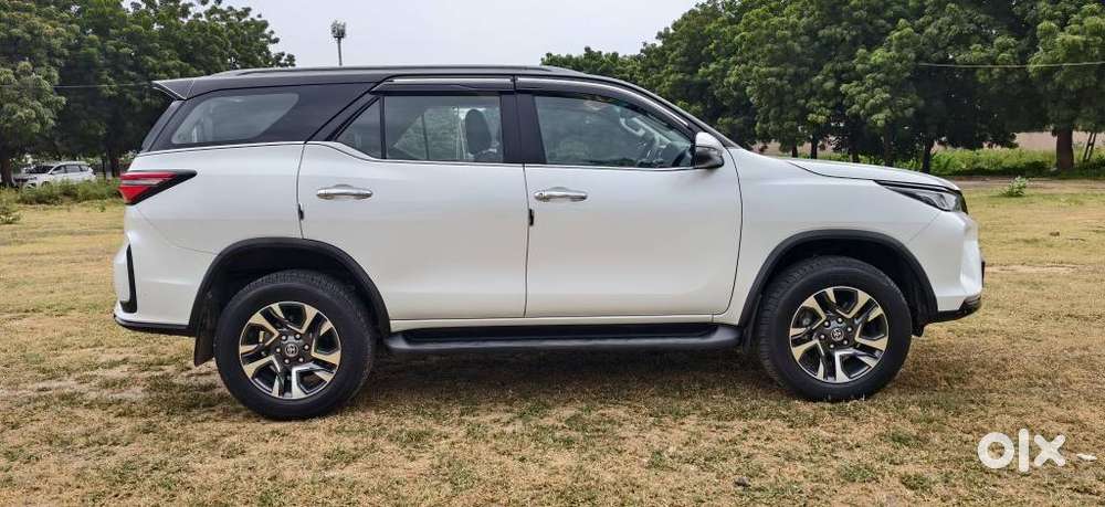 Toyota Fortuner Legender 4x2 At 2.8, 2025, Diesel