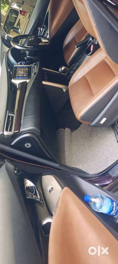 Toyota Innova Crysta 2.8z Automatic, 2019, Diesel