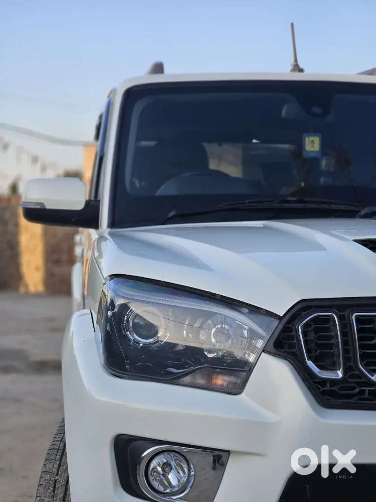 Mahindra Scorpio Classic 2020